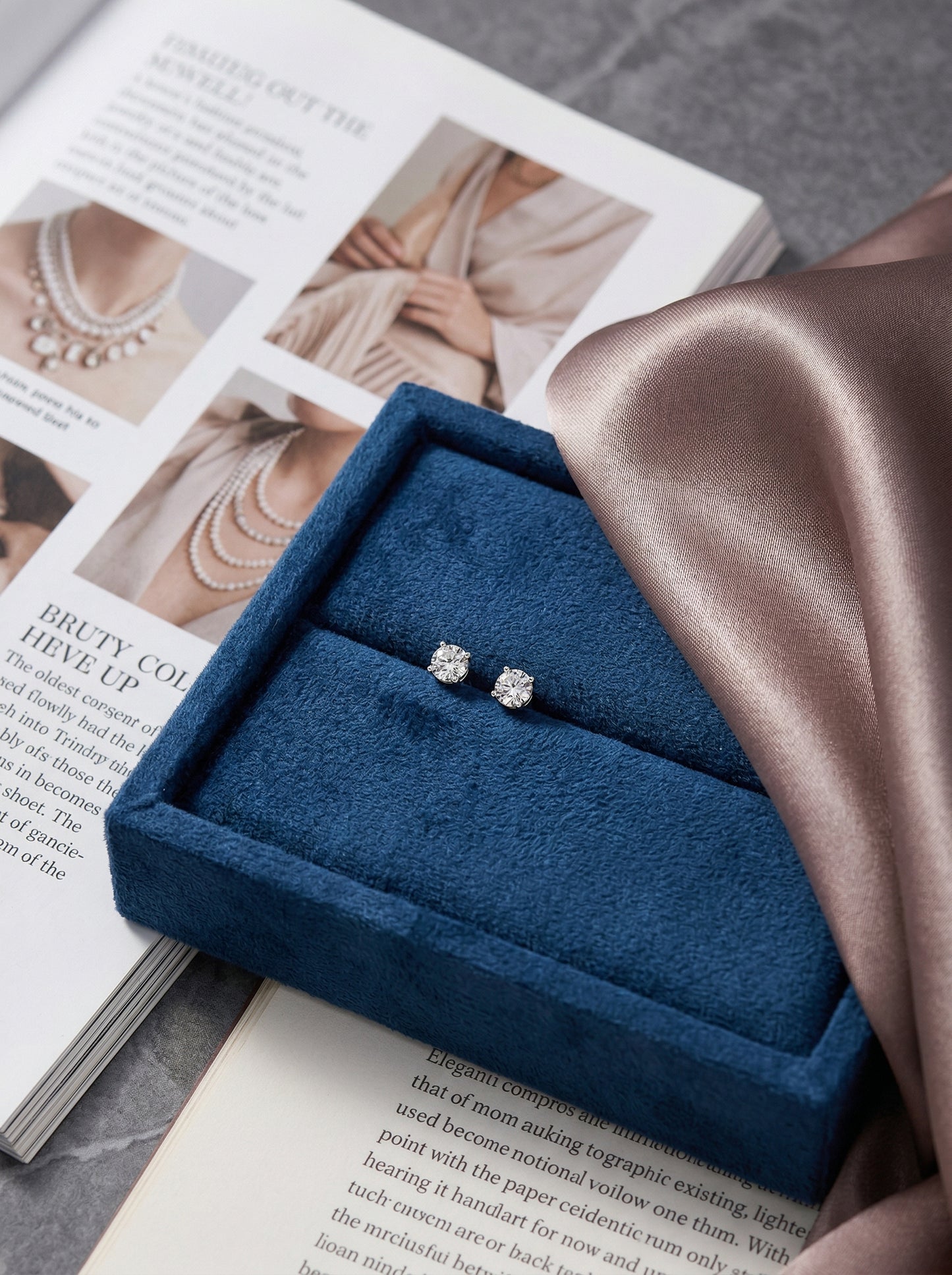 Moissanite Round Studs 1ct